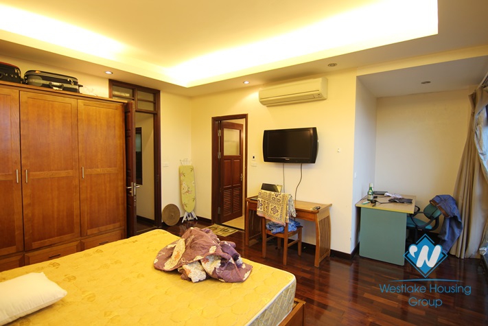 Fully furnished two bedrooms for rent in Dong Da district Ha Noi